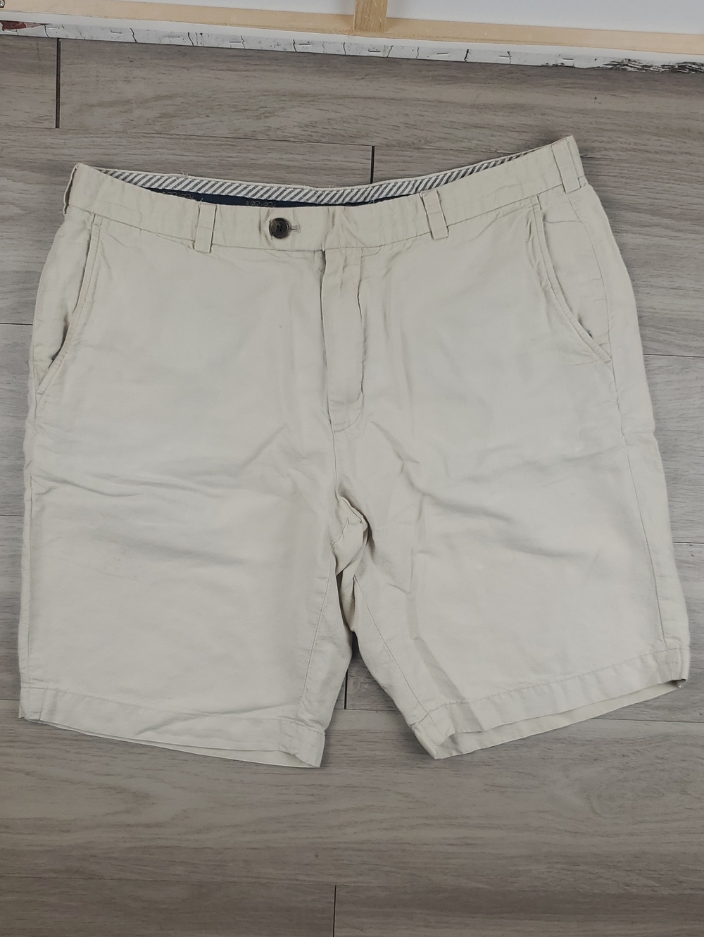 Brooks Brothers Men’s 38 10” Linen Blend Shorts Beige Preppy
